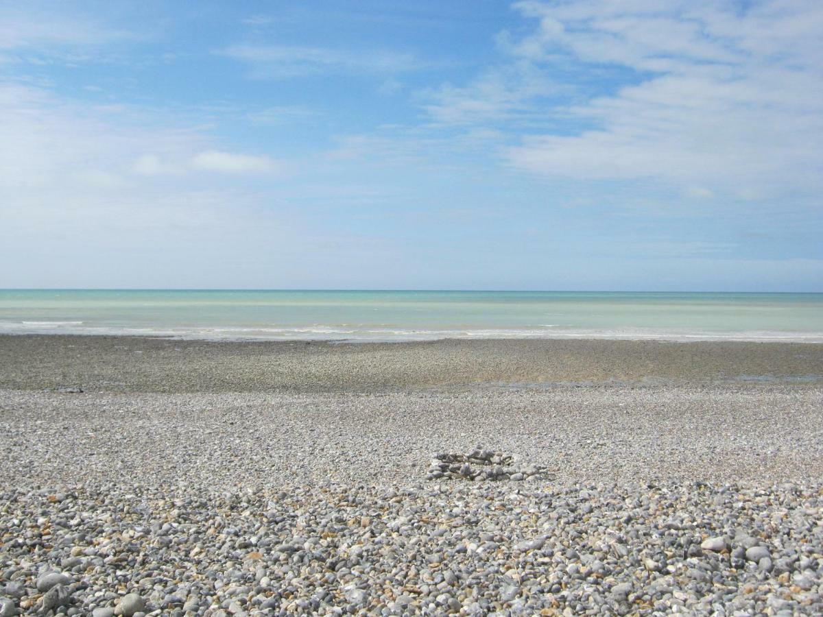 Gite Des Pins Penches Brunville Buitenkant foto