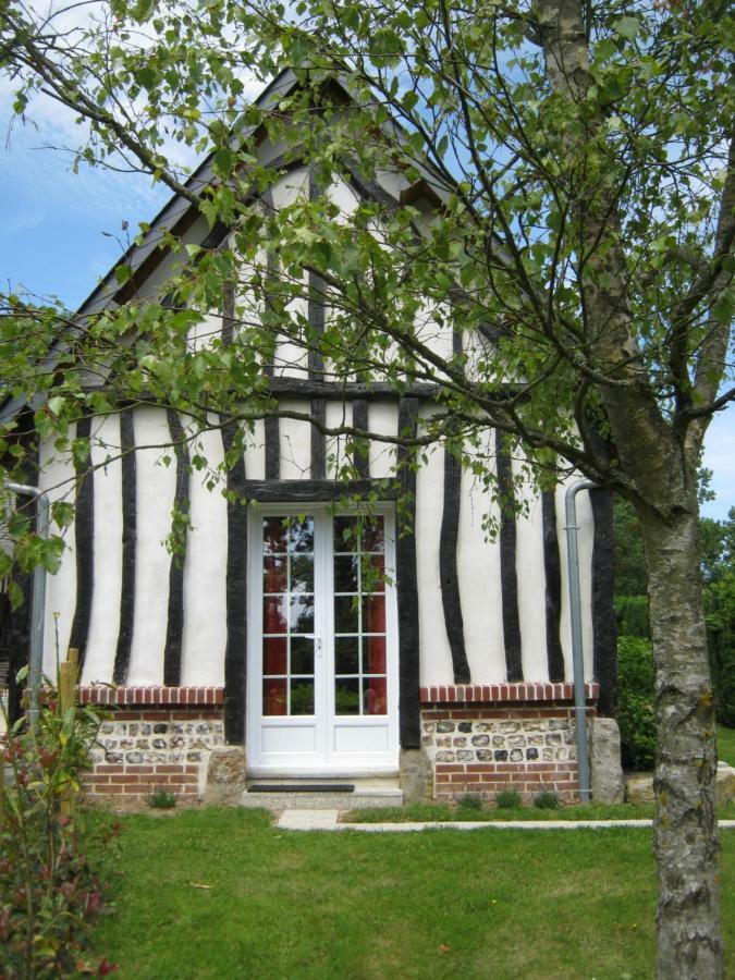 Gite Des Pins Penches Brunville Buitenkant foto